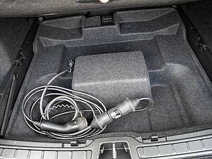 Volvo  T4 Recharge Inscription Expression