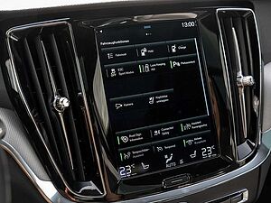 Volvo  T6 Plus Dark Recharge