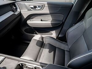 Volvo  T6 Recharge R-Design AWD