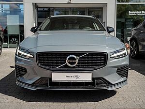Volvo  T6 AWD Recharge Plus Dark