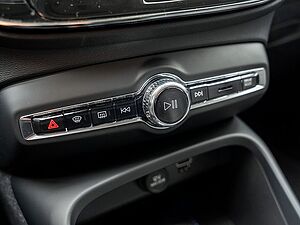 Volvo  T5 Ultimate Dark Recharge