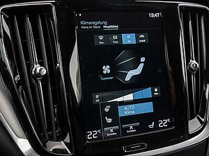 Volvo  T6 AWD Recharge R-Design