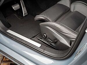 Volvo  T6 AWD Recharge R-Design