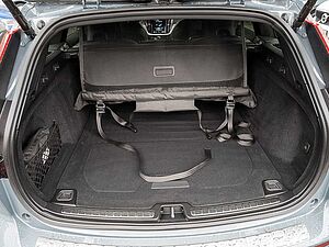 Volvo  T6 AWD Recharge R-Design
