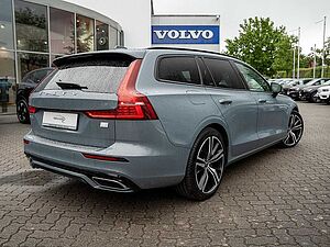 Volvo  T6 AWD Recharge R-Design