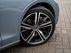 Volvo  T6 AWD Recharge R-Design
