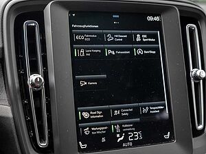 Volvo  T3 Momentum Pro