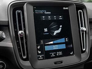 Volvo  T3 Momentum Pro