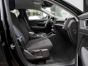 Volvo  T3 Momentum Pro