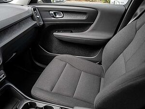 Volvo  T3 Momentum Pro