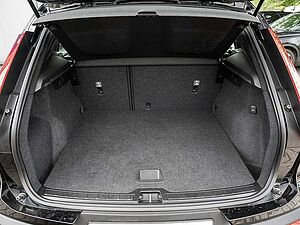 Volvo  T3 Momentum Pro