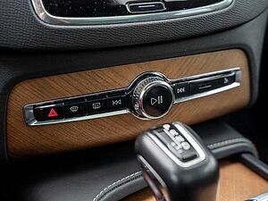 Volvo  D5 AWD Inscription