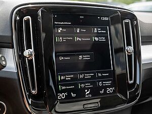Volvo  T4 Inscription Expression Recharge Plug-In
