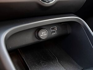 Volvo  T4 Inscription Expression Recharge Plug-In