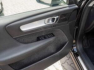 Volvo  T4 Inscription Expression Recharge Plug-In