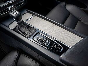 Volvo  D4 Inscription 2WD