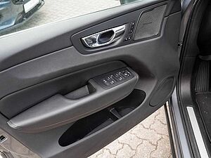 Volvo  D4 Inscription 2WD