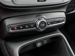 Volvo  T3 Momentum