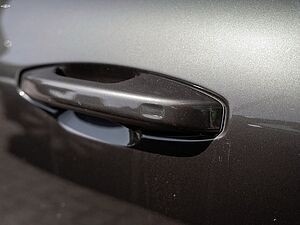 Volvo  T8 Recharge Plus Dark AWD