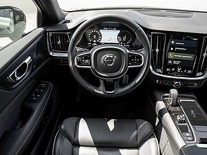 Volvo  T8 Recharge Plus Dark AWD