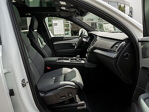 Volvo  T8 AWD Inscription Expression