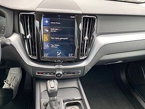 Volvo  Momentum AWD / Verkauf nur an Gewerbekunden