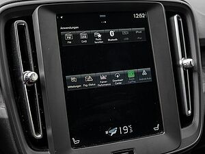 Volvo  T2 Momentum Core
