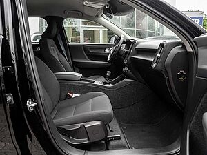 Volvo  T2 Momentum Core