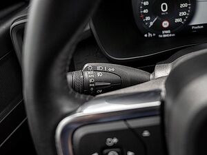 Volvo  T2 Momentum Core