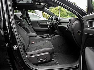 Volvo  Performance AWD Ultra Dark LED PANO 360°