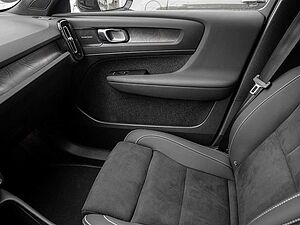 Volvo  Performance AWD Ultra Dark LED PANO 360°