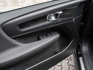 Volvo  Performance AWD Ultra Dark LED PANO 360°