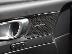 Volvo  Performance AWD Ultra Dark LED PANO 360°