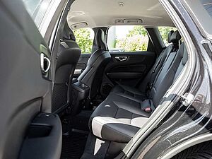 Volvo  B4 Inscription NAVI W-LAN FACEL. LED 360°