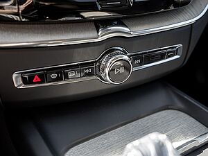 Volvo  B4 Inscription NAVI W-LAN FACEL. LED 360°