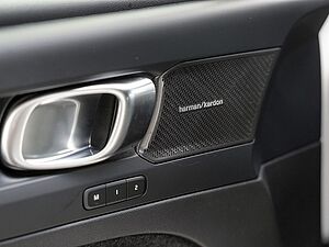 Volvo  Ultimate Recharge Pure Electric AWD LED 360°