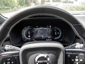 Volvo  R Design Recharge Pure Electric AWD ACC LED