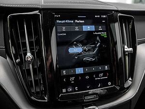 Volvo  T8 AWD R-Design
