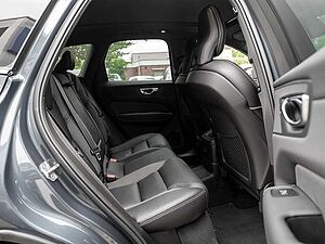 Volvo  T8 AWD R-Design