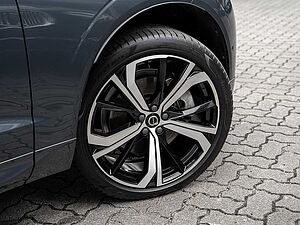 Volvo  T8 AWD R-Design
