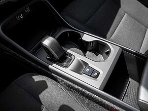 Volvo  T3 Momentum Pro KLIMA PDC NAVI W-LAN LED