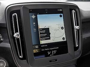 Volvo  T3 Momentum Pro KLIMA PDC NAVI W-LAN LED