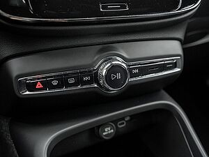 Volvo  Core Recharge Pure Electric 2WD FACEL. LED