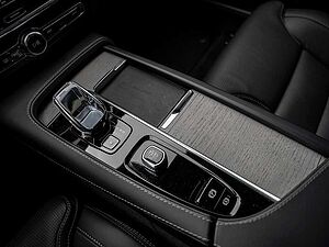 Volvo  B5 AWD Plus STANDHZ 360° AHK