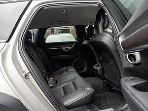 Volvo  CC Cross Country T5 Pro AWD