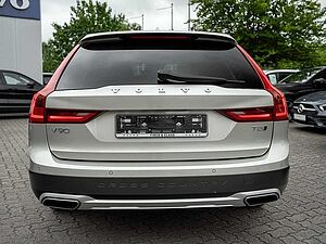 Volvo  CC Cross Country T5 Pro AWD