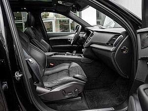 Volvo  B5 AWD R Design