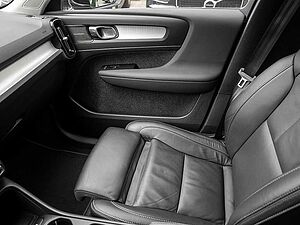 Volvo  T4 Inscription Expression Recharge