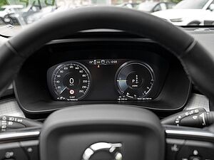 Volvo  T4 Inscription Expression Recharge