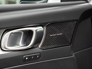 Volvo  T4 Inscription Expression Recharge